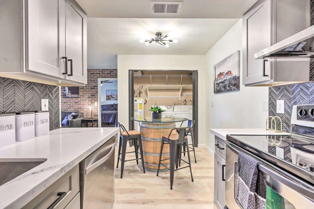 Renovated Chandler Townhome Walk To Downtown Eksteriør bilde