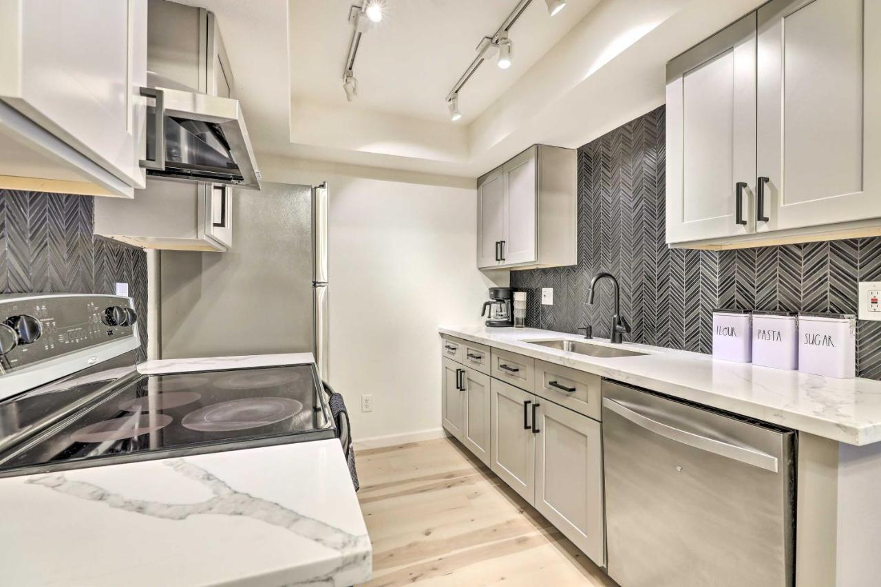 Renovated Chandler Townhome Walk To Downtown Eksteriør bilde